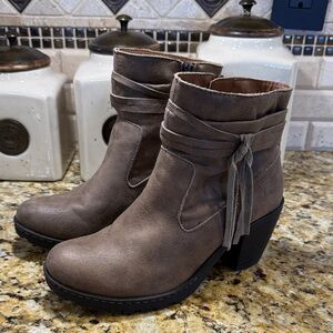 BOC boots